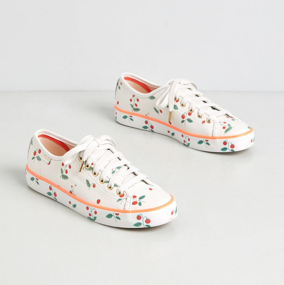 🌼 NWT Keds Rifle Paper Co strawberry sneakers